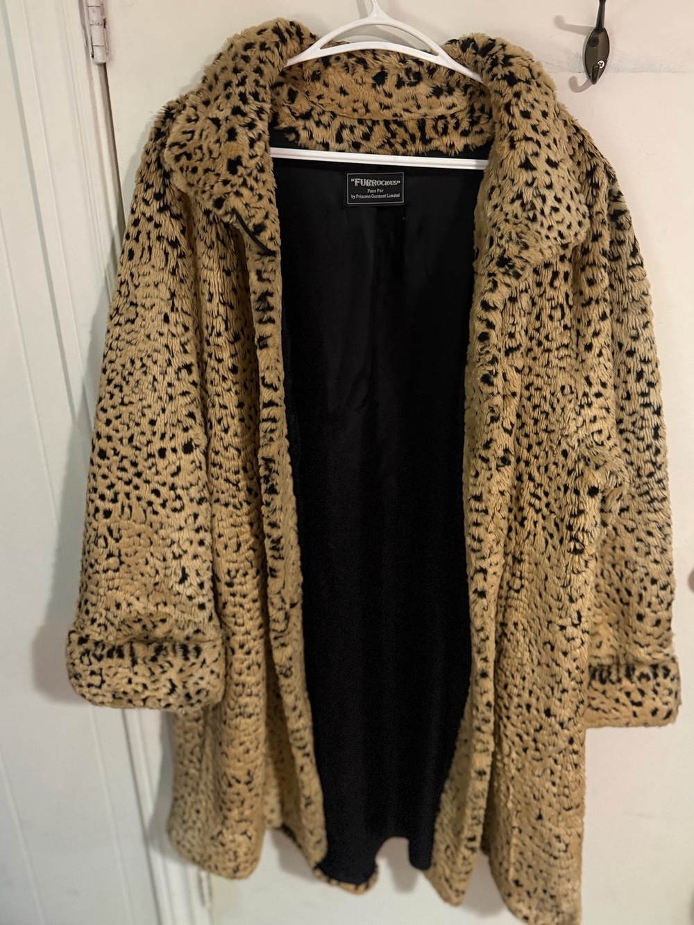 Vintage Mid-Length Leopard-Print Faux Fur Coat - by Furrocious - Picture 2 of 7